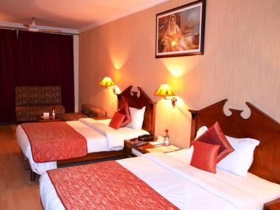 Hotel Grand Sartaj New Delhi Exterior foto